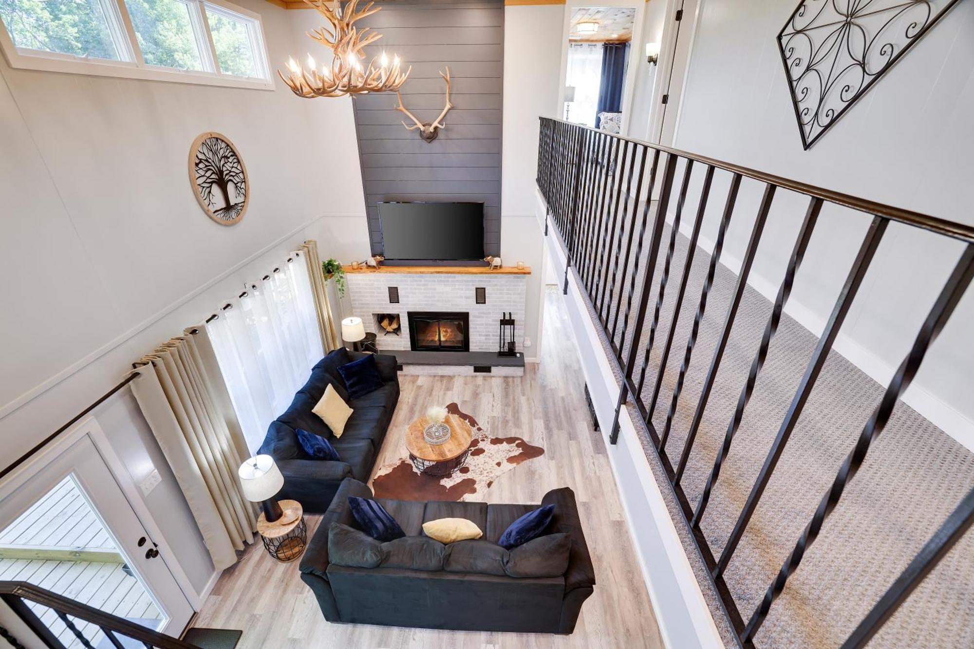 Poconos Brand New Lakefront Oasis 1 Acre, Hottub Gameroom Firepits Talk About Privacy Albrightsville Dış mekan fotoğraf